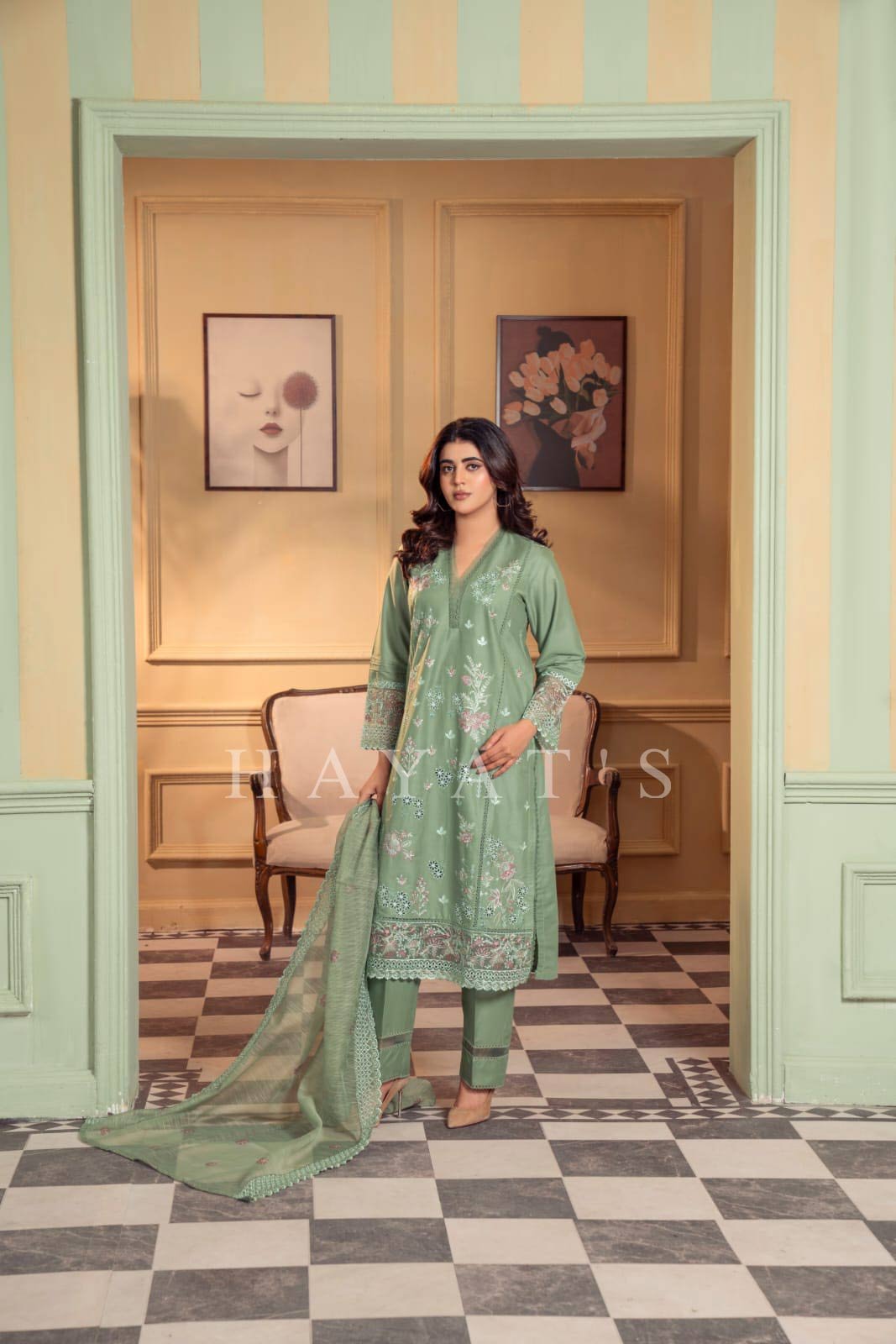 Noor-e-Hayat 3PC Pista