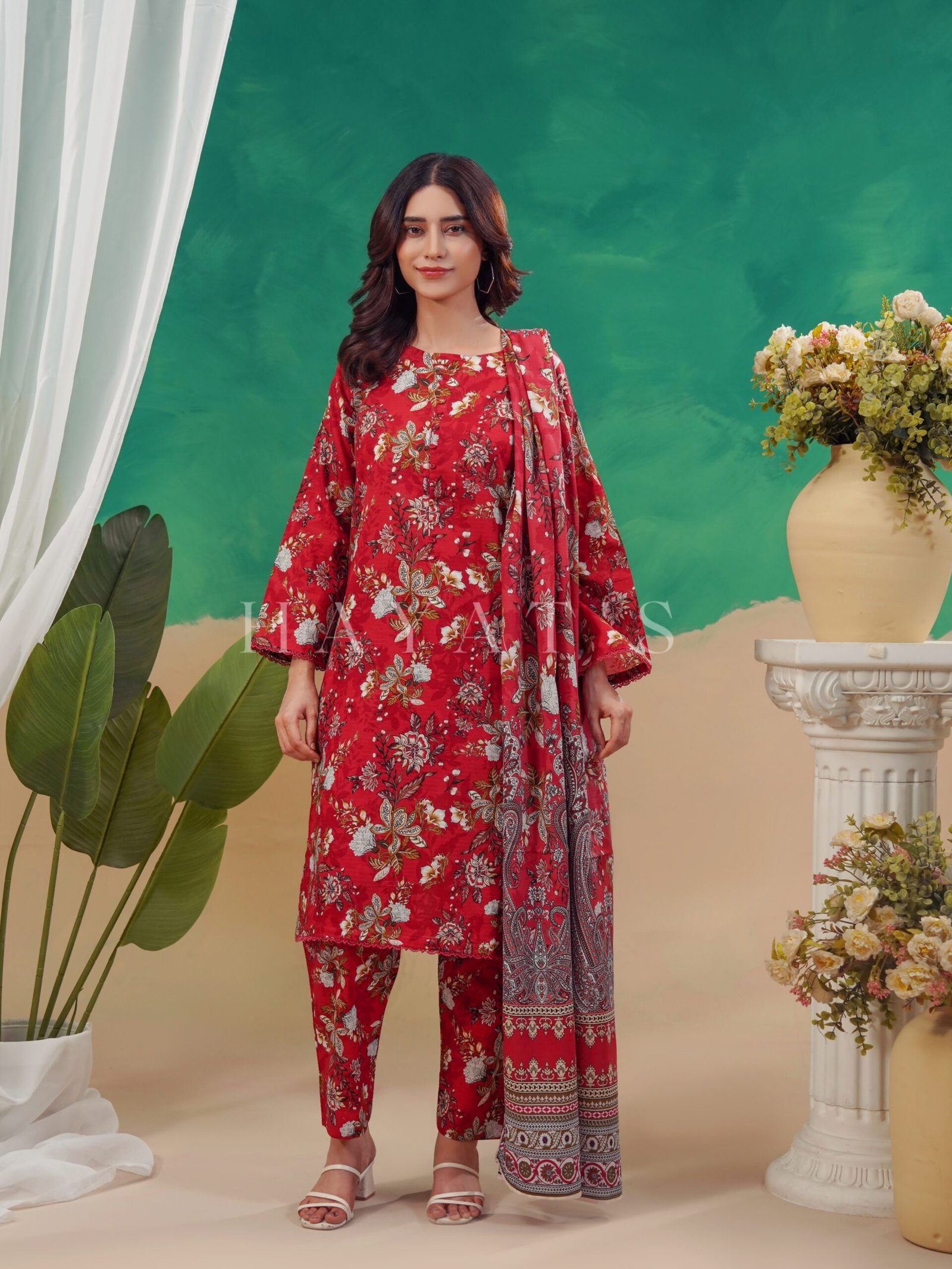 Crimson Bloom – Bold & Graceful