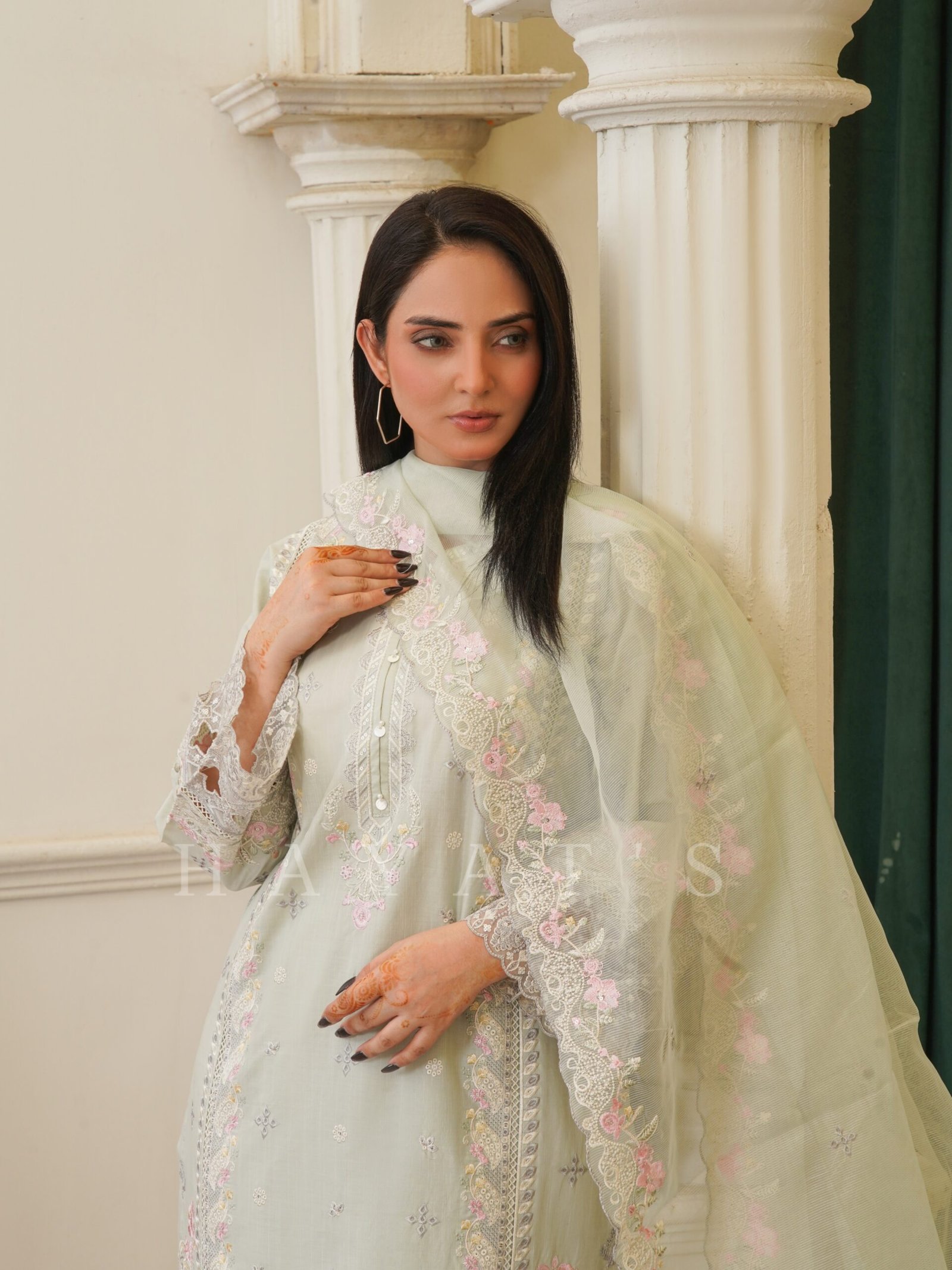 Ronaq-e-Hayat Vol 31 - 3PC Rose Mint