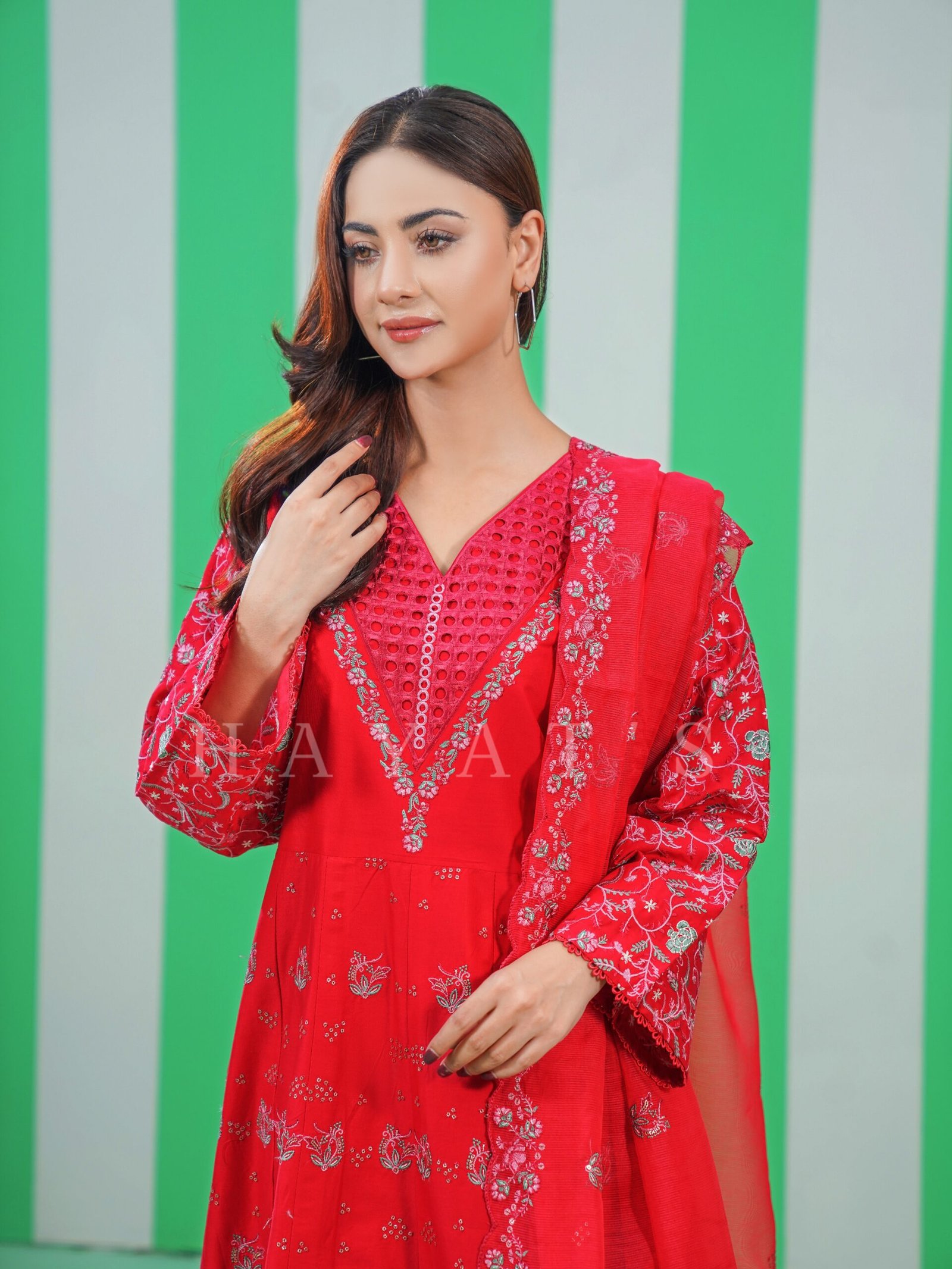 Autumn Hayat - 3PC Crimson Anarkali