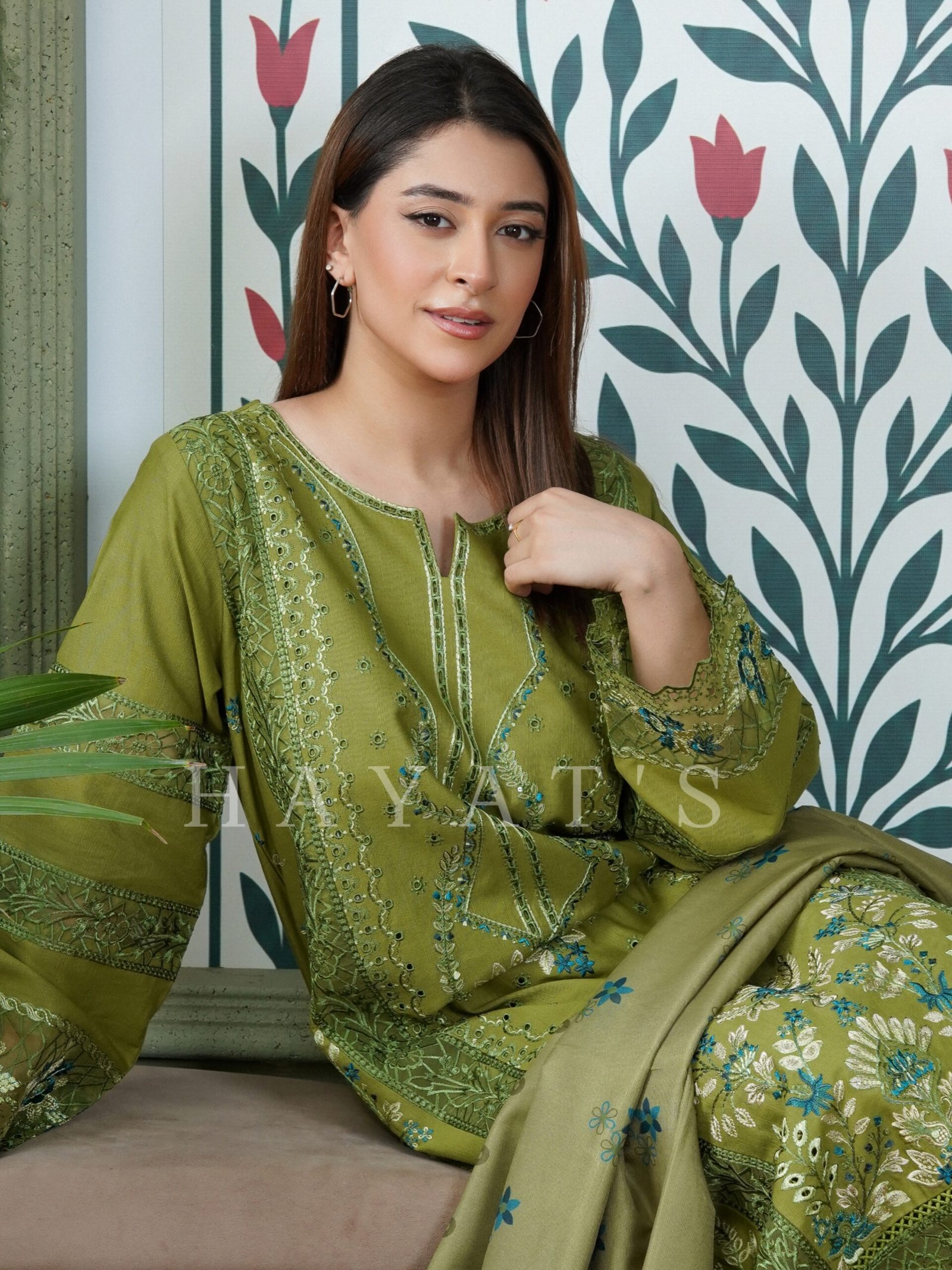 Andaaz-E-Hayat - Olive Gold