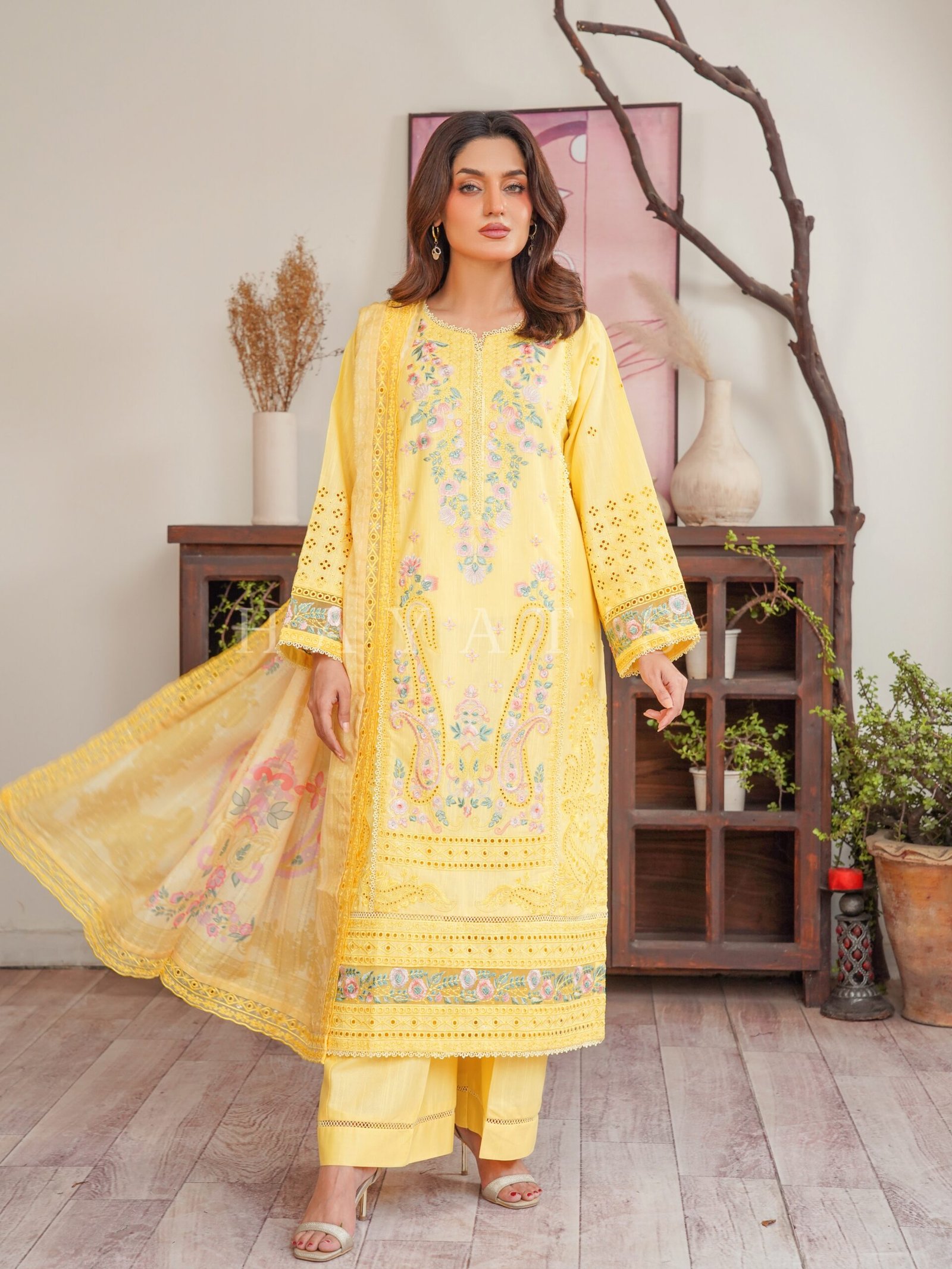 Soft Yellow (1)
